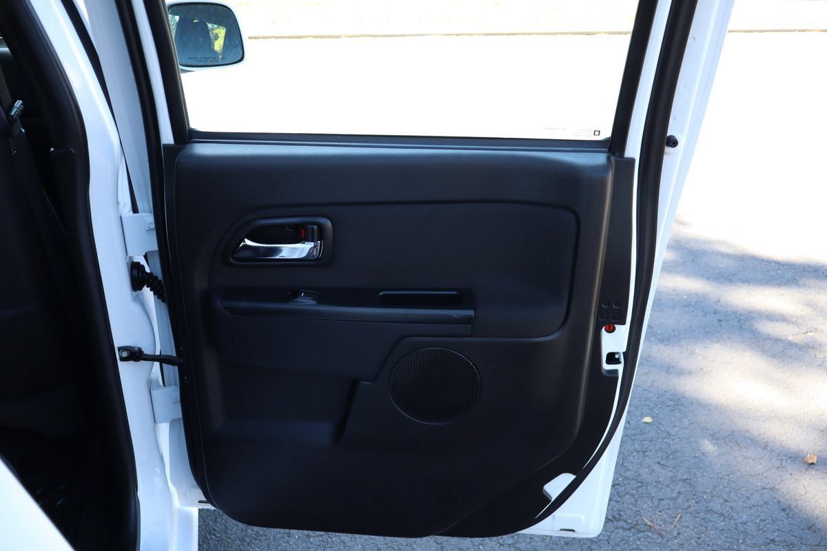 Used 2012 Chevrolet Colorado LT RWD image 25