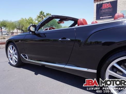 Used 2022 Bentley Continental GT image 53
