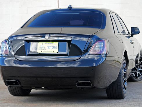 Used 2024 Rolls-Royce Ghost Black Badge w/ Black Badge Ghost Package AWD/4WD image 5