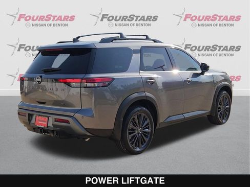 New 2026 Nissan Pathfinder SL FWD image 4