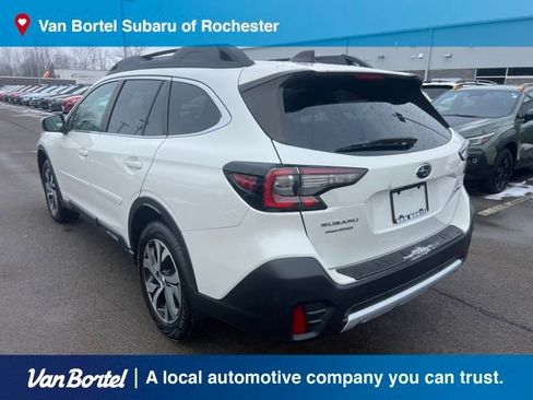Used 2022 Subaru Outback Limited image 4