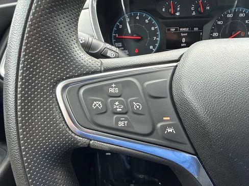 Used 2020 Chevrolet Equinox LS w/ LPO, Floor Liner Package FWD image 22