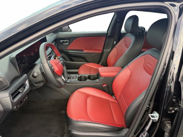 Certified 2025 Kia K4 GT-Line Turbo FWD image 9