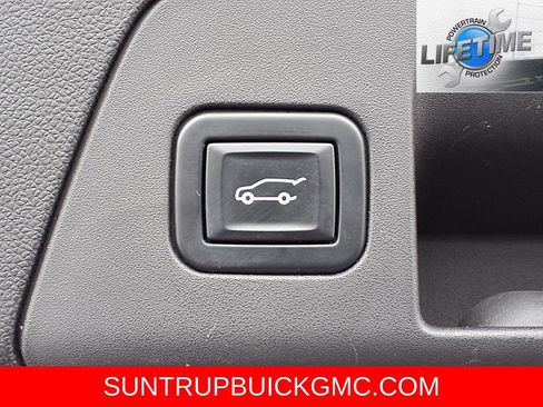 Used 2022 Buick Envision Essence w/ Sport Touring Package image 32