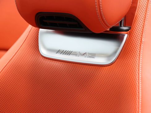 Used 2022 Mercedes-Benz SL 55 AMG 4MATIC w/ AMG Night Package image 16