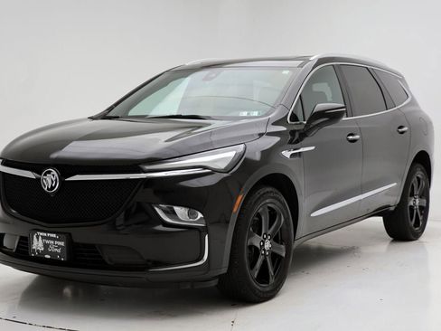 Used 2023 Buick Enclave Essence w/ Experience Buick Package image 2