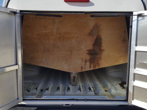 Used 2015 Nissan Frontier SV image 10