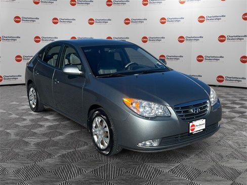Used 2010 Hyundai Elantra GLS image 7