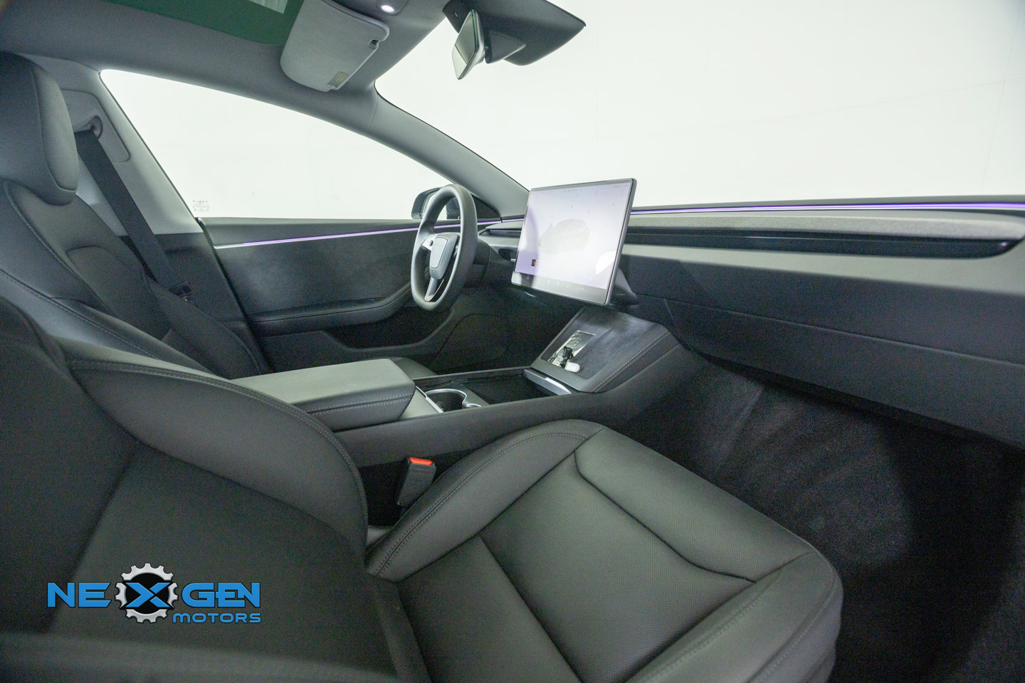 Used 2025 Tesla Model 3 Long Range AWD/4WD image 37