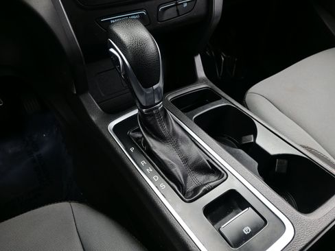 Used 2018 Ford Escape S image 21