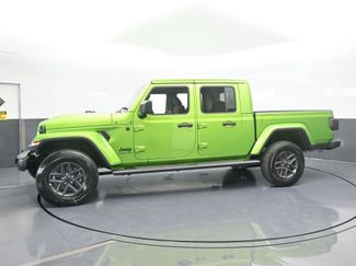 New 2026 Jeep Gladiator Sport video 2