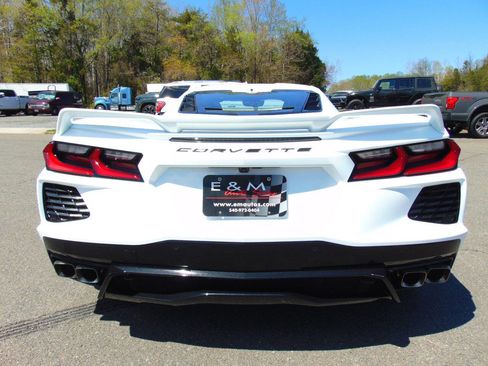 Used 2022 Chevrolet Corvette Stingray Preferred Cpe w/ Z51 Performance Package image 4