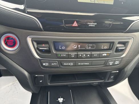 Used 2024 Honda Passport TrailSport image 19