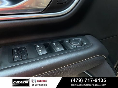 Used 2021 GMC Yukon SLT w/ SLT Premium Package AWD/4WD image 13