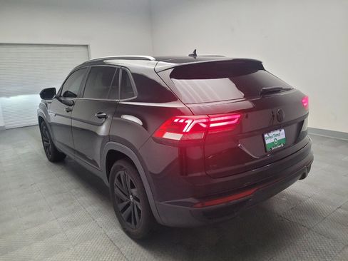 Used 2021 Volkswagen Atlas Cross Sport SE w/ Panoramic Sunroof Package FWD image 5