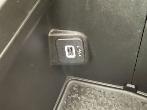 Used 2018 Jeep Wrangler Unlimited Sport S image 24