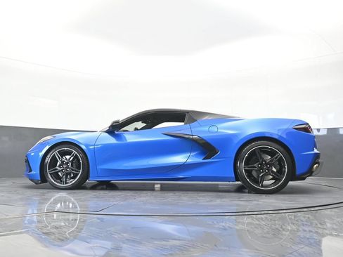 Used 2024 Chevrolet Corvette Stingray Convertible w/ 1LT RWD image 47