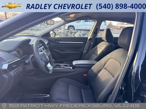 Used 2023 Nissan Altima 2.5 SV image 13