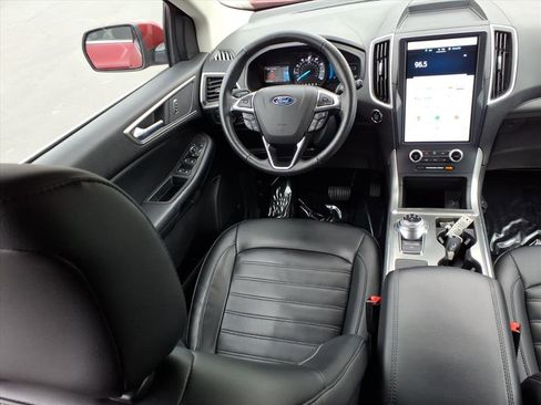 Certified 2022 Ford Edge SEL w/ Convenience Package image 10