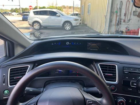 Used 2015 Honda Civic LX image 9