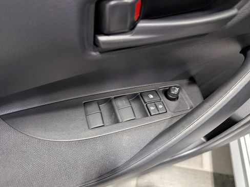 Used 2025 Toyota Corolla LE image 13