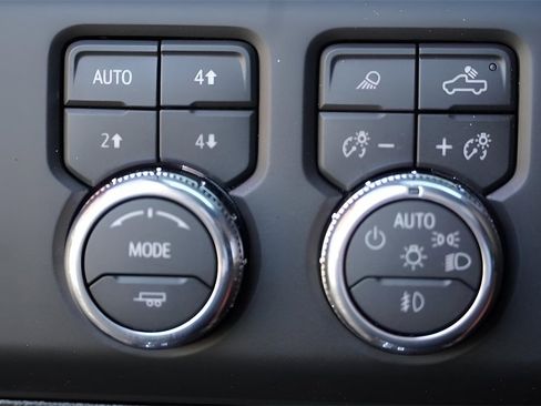 New 2026 GMC Sierra 2500 AT4 w/ AT4 Premium Plus Package image 23