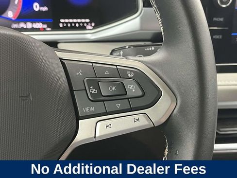 Used 2025 Volkswagen Taos SE AWD/4WD image 29