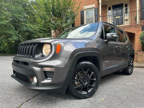 Used 2019 Jeep Renegade Altitude w/ Quick Order Package 2XM FWD image 1