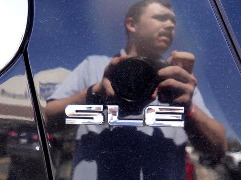 Used 2019 GMC Acadia SLE image 12