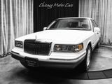 Used 1997 Lincoln Town Car Signature image 2