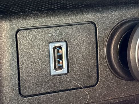 Used 2020 Ford Escape SE FWD image 20