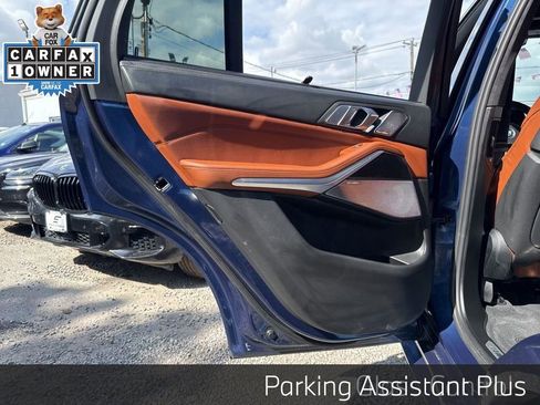 Used 2021 BMW X5 M50i w/ Executive Package image 26