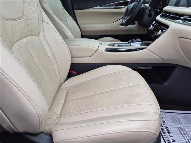 Used 2025 INFINITI QX60 Luxe w/ Vision Package FWD image 20
