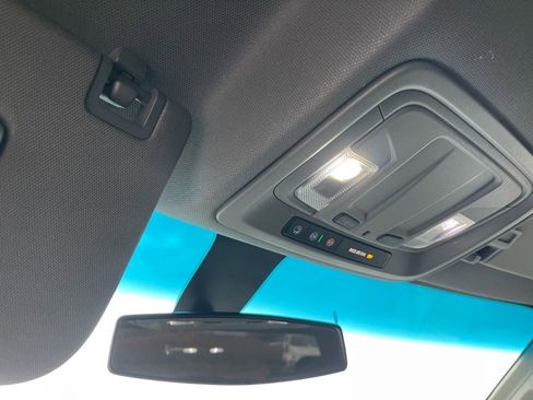 Used 2023 GMC Sierra 2500 SLE image 21