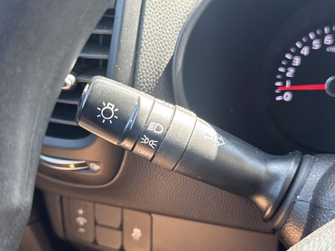 Used 2015 Kia Soul image 16