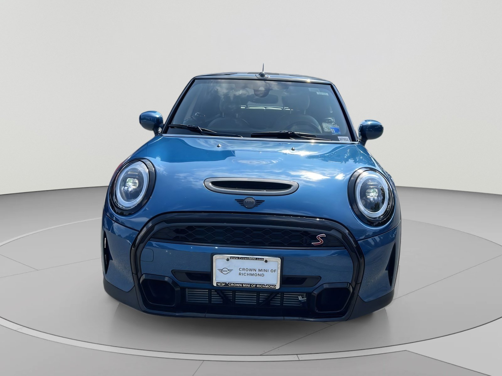 Used 2023 MINI Cooper S w/ Signature Upholstery Package FWD image 8
