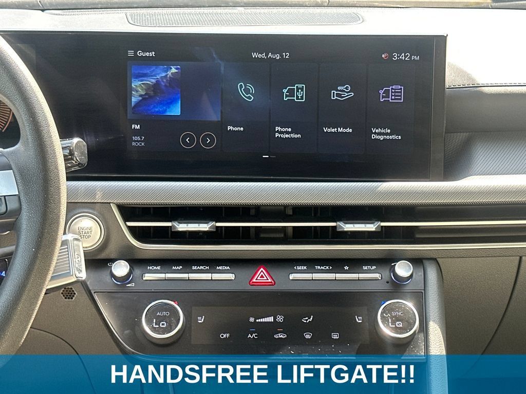 Used 2025 Hyundai Sonata SEL FWD image 24