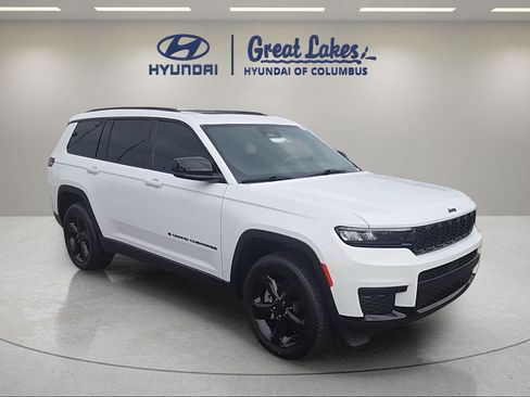 Used 2023 Jeep Grand Cherokee L Laredo AWD/4WD image 7