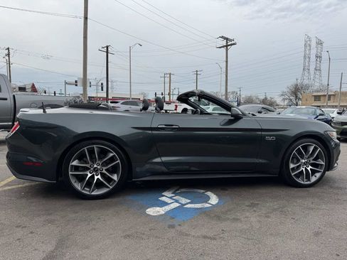 Used 2016 Ford Mustang GT Premium image 4