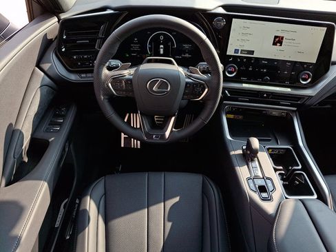 New 2026 Lexus TX 500h AWD w/ Technology Package image 8