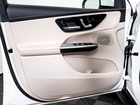 Certified 2025 Mercedes-Benz GLC 350e 4MATIC image 20