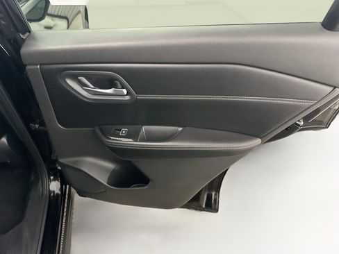 Used 2026 Nissan Rogue SL AWD/4WD image 31