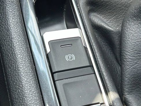 Certified 2024 Volkswagen Tiguan SE R-Line FWD image 52