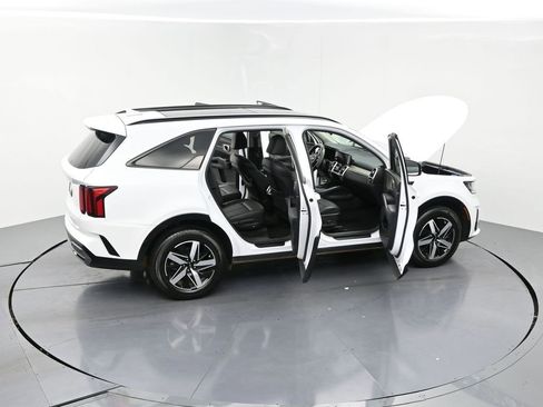 Used 2023 Kia Sorento EX w/ Panoramic Sunroof Package FWD image 27