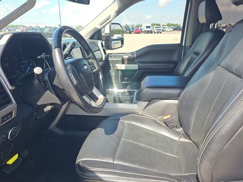 Used 2021 Ford F350 Lariat w/ Lariat Value Package AWD/4WD image 4