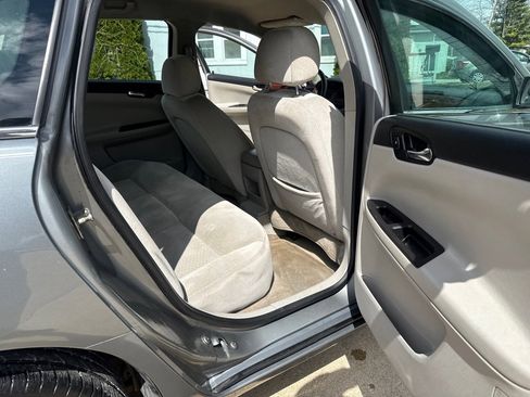 Used 2008 Chevrolet Impala LT image 13