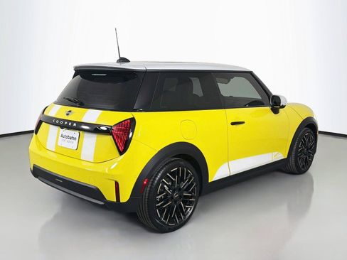New 2026 MINI Cooper S FWD image 5