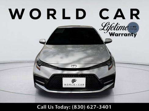 Used 2022 Toyota Corolla SE image 2