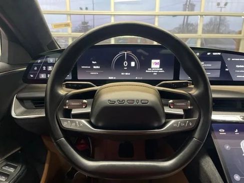 Used 2023 Lucid Air Touring AWD/4WD image 25