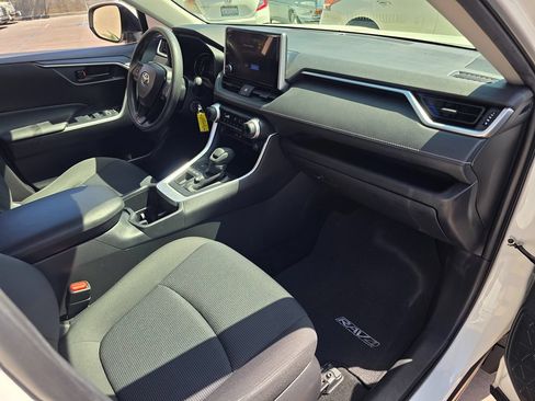Used 2023 Toyota RAV4 LE AWD/4WD image 14